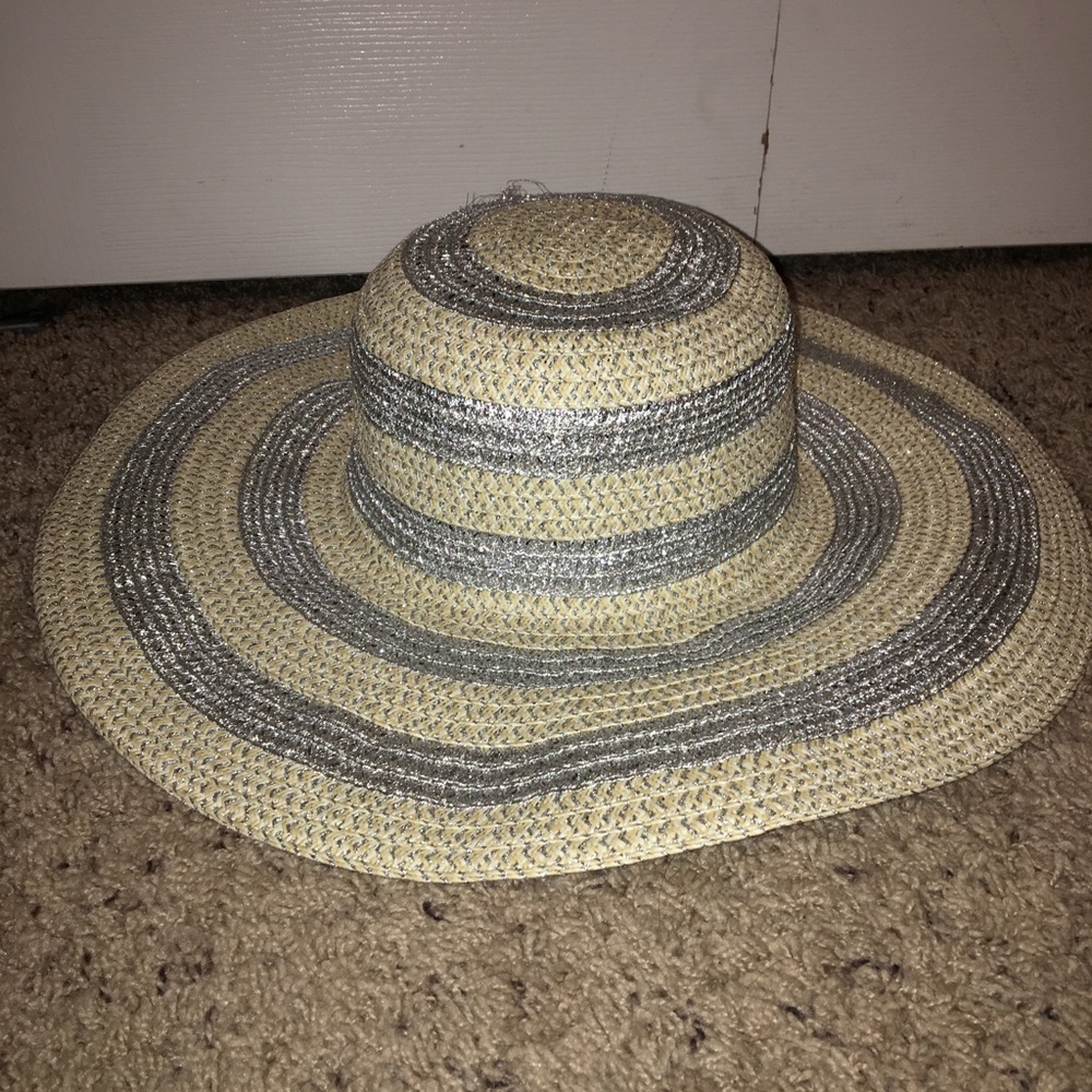 Sun Hat- Tan and Silver